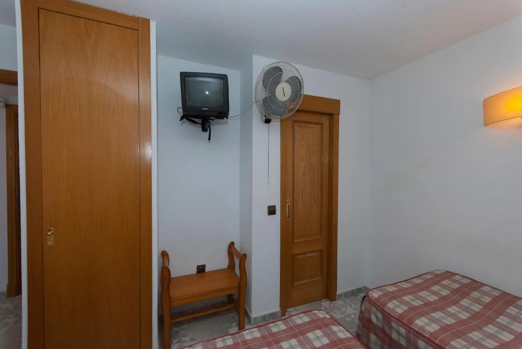 Hostal Goyma II Hotel San Fernando De Henares 0*,