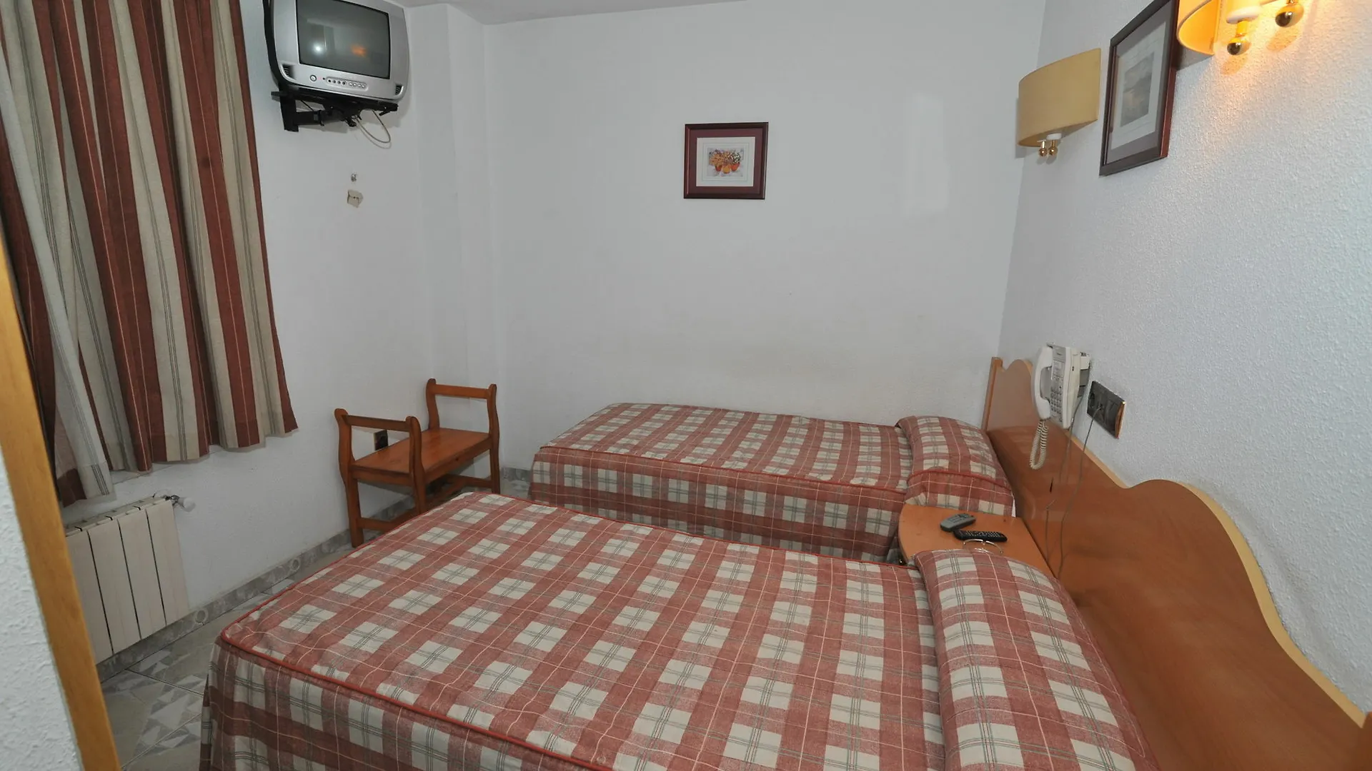 Hostal Goyma II San Fernando De Henares 0*,